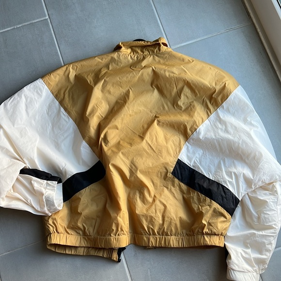 H&M bomber jacket - Picture 2 of 2